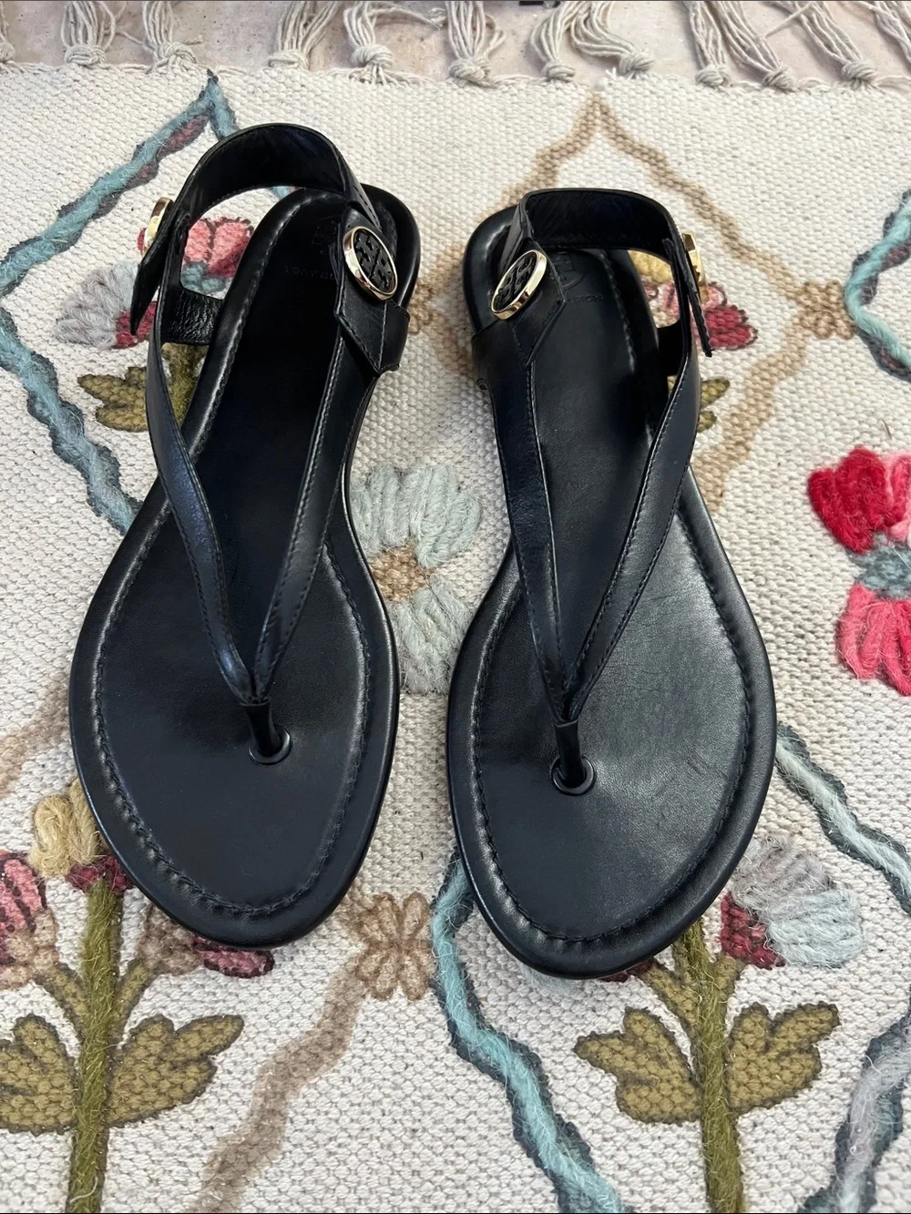 Tory Burch Black Leather Logo Medallion Thong Sandals Size 9